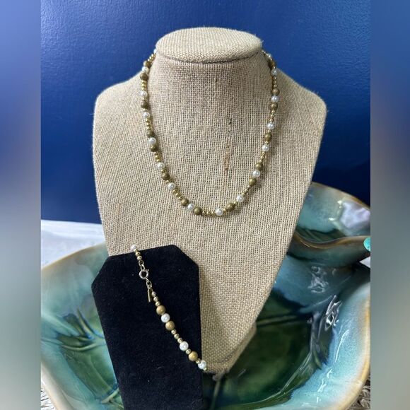Vintage Bergere Gold tone & Pearl Dainty Necklace 14” & Bracelet 7” - Picture 2 of 6